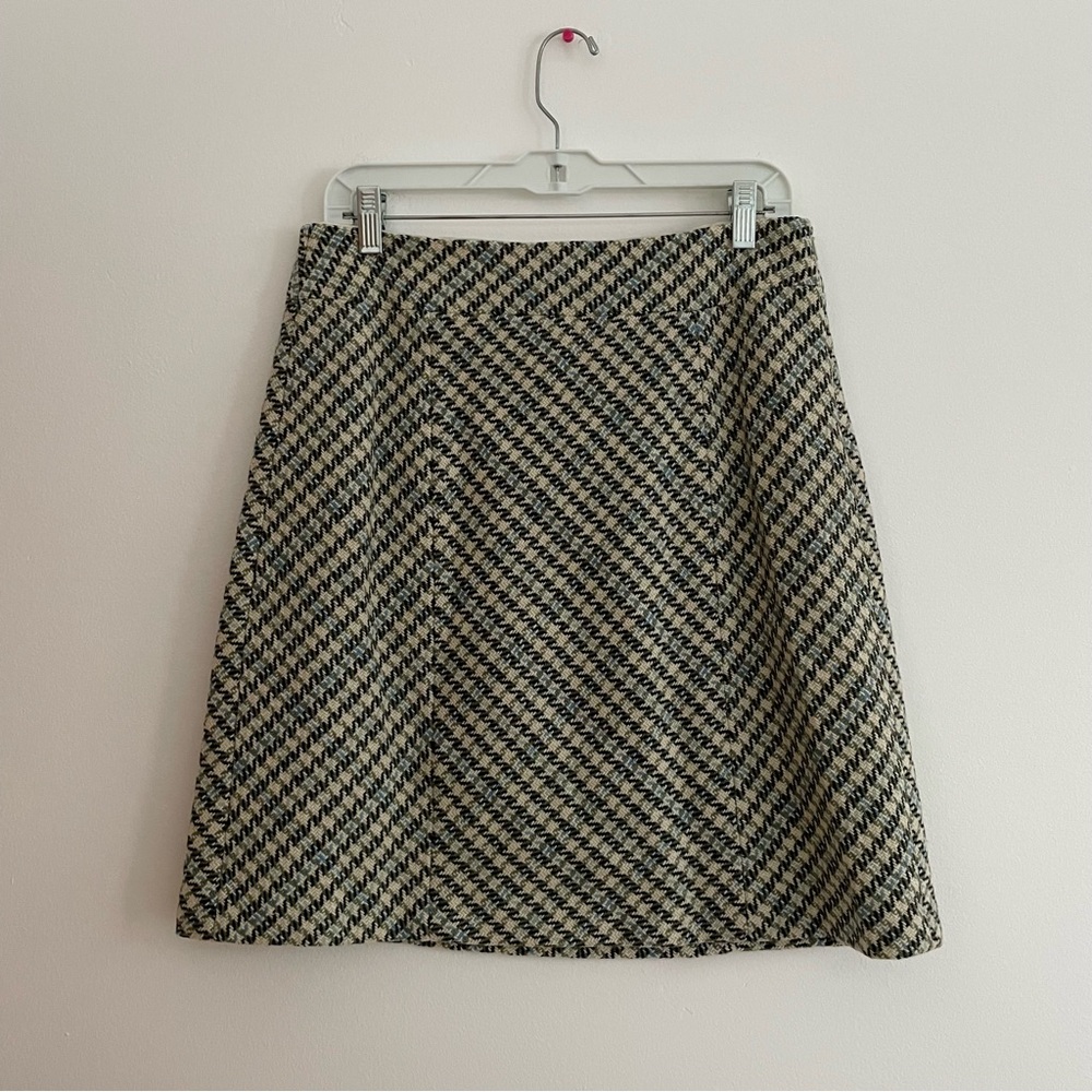 Ann Taylor Wool Blend Herringbone A Line Skirt Pleated Preppy Academia Size 4
